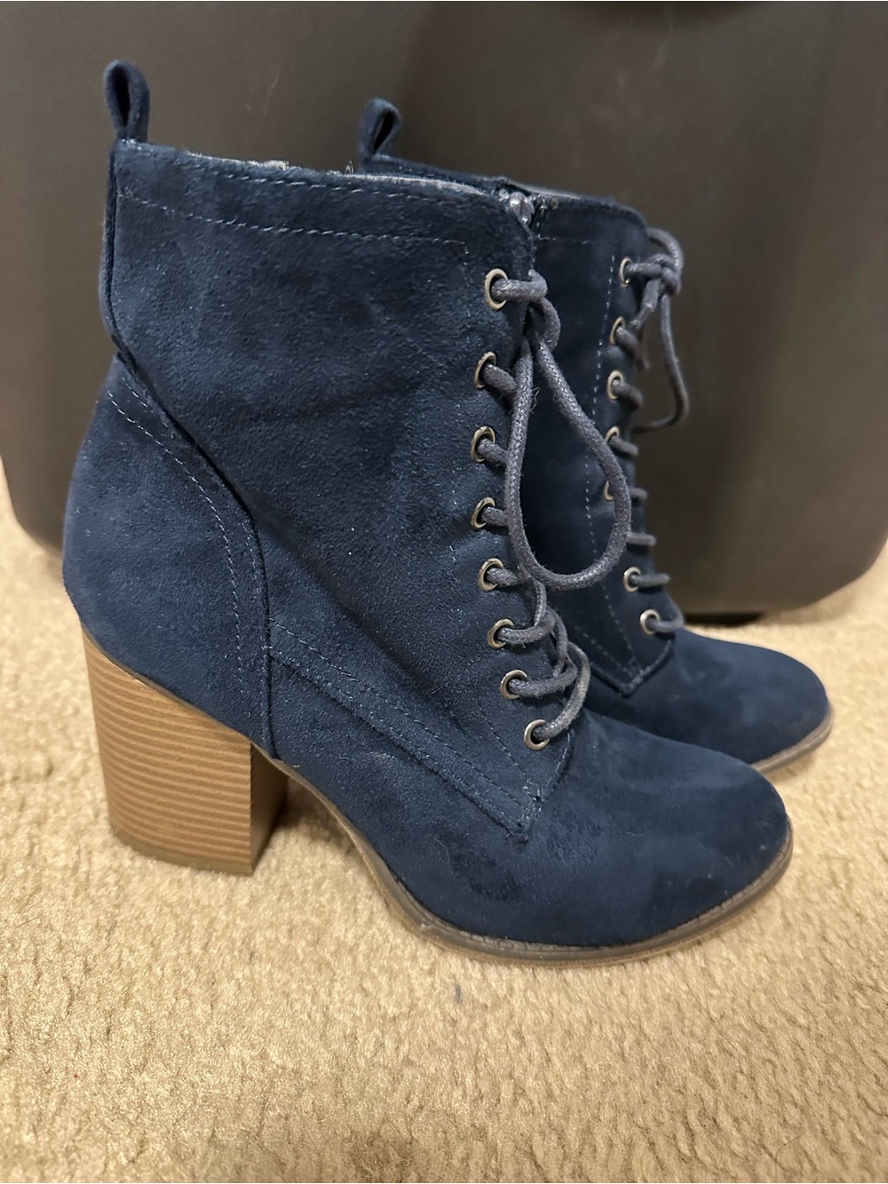 Women's Navy Lace-Up Suede Block Heel Ankle Boots Size 9